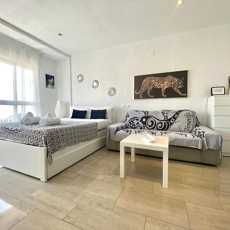 Riscal 6 By United Renters Apartment Alicante Bagian luar foto
